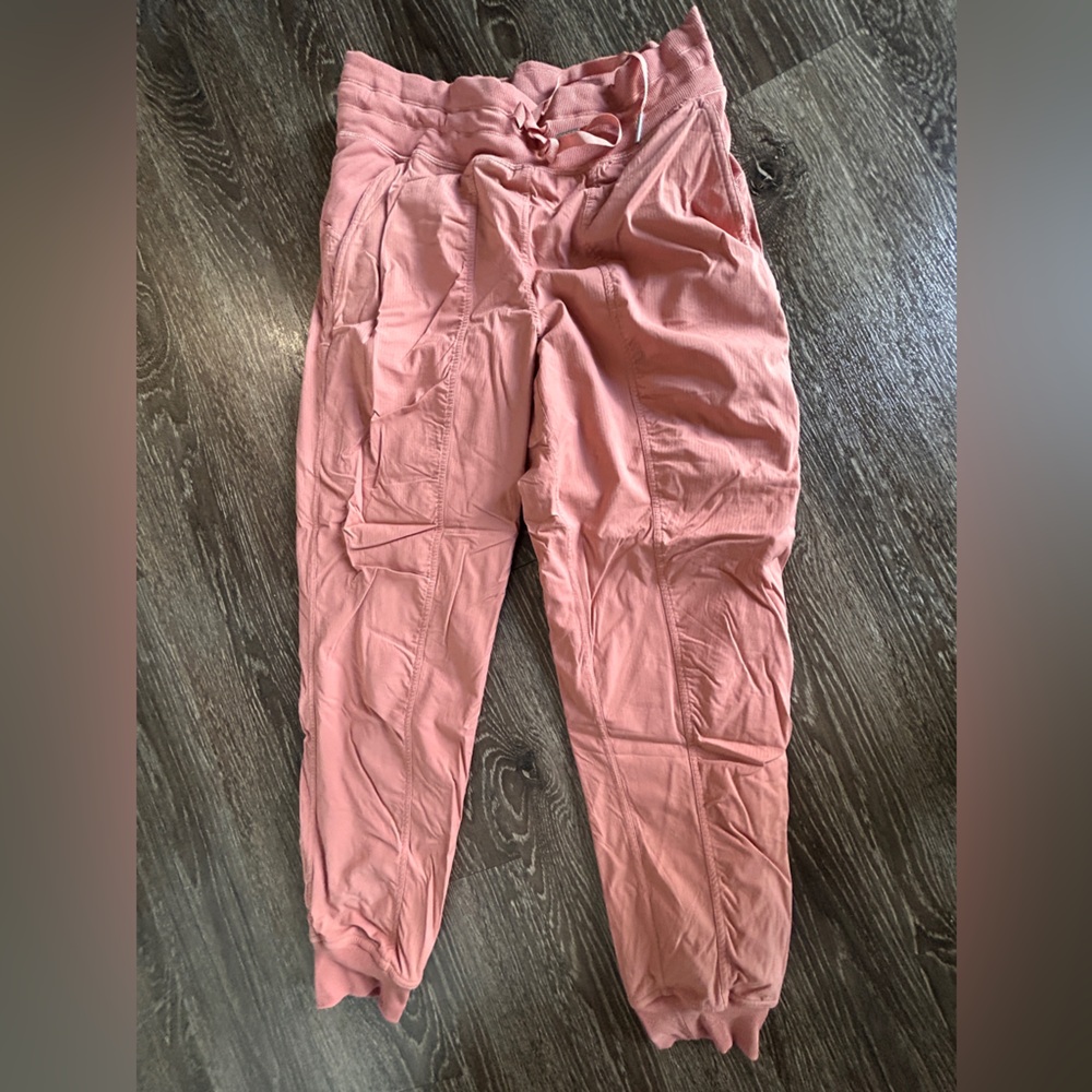 Lululemon Dance Studio Mid-Rise Lined Jogger